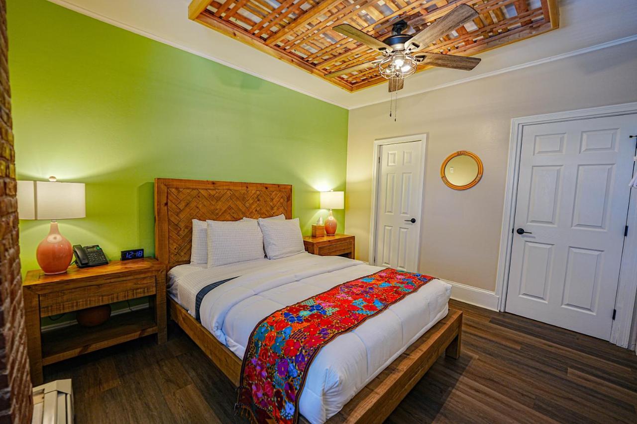 La Posada Milford Dış mekan fotoğraf