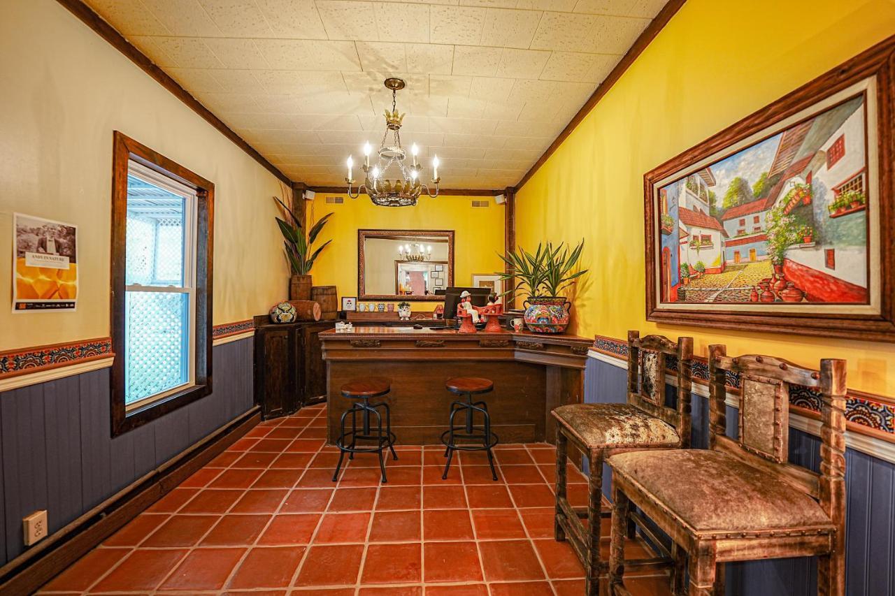 La Posada Milford Dış mekan fotoğraf